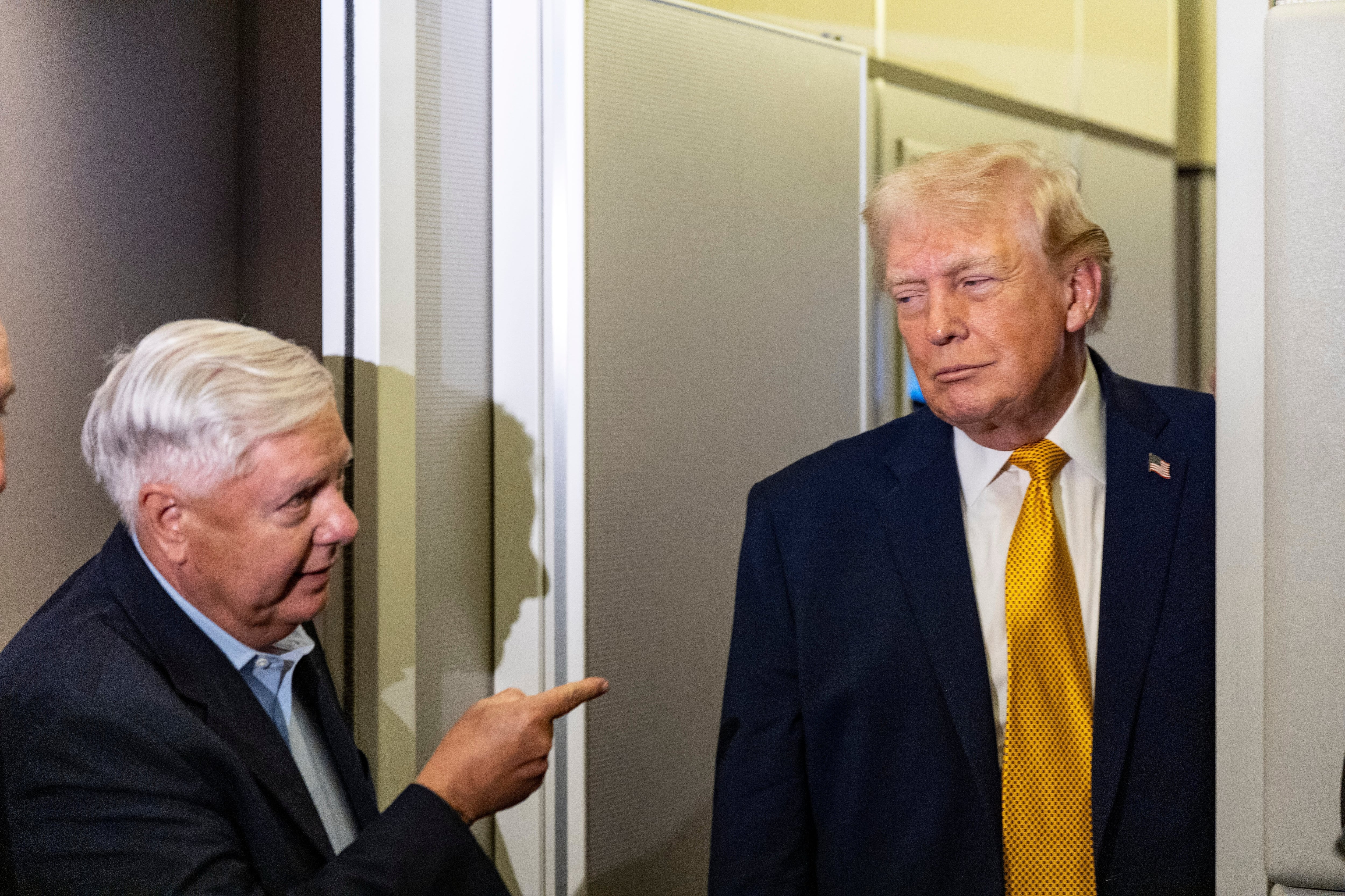 President Trump Signs Sweeping Sanctions Bill Against Russia Over Ukraine War