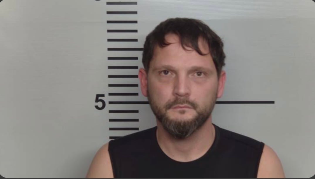 Shively Officer Charged With Misconduct Over Alleged Vehicle Tracking