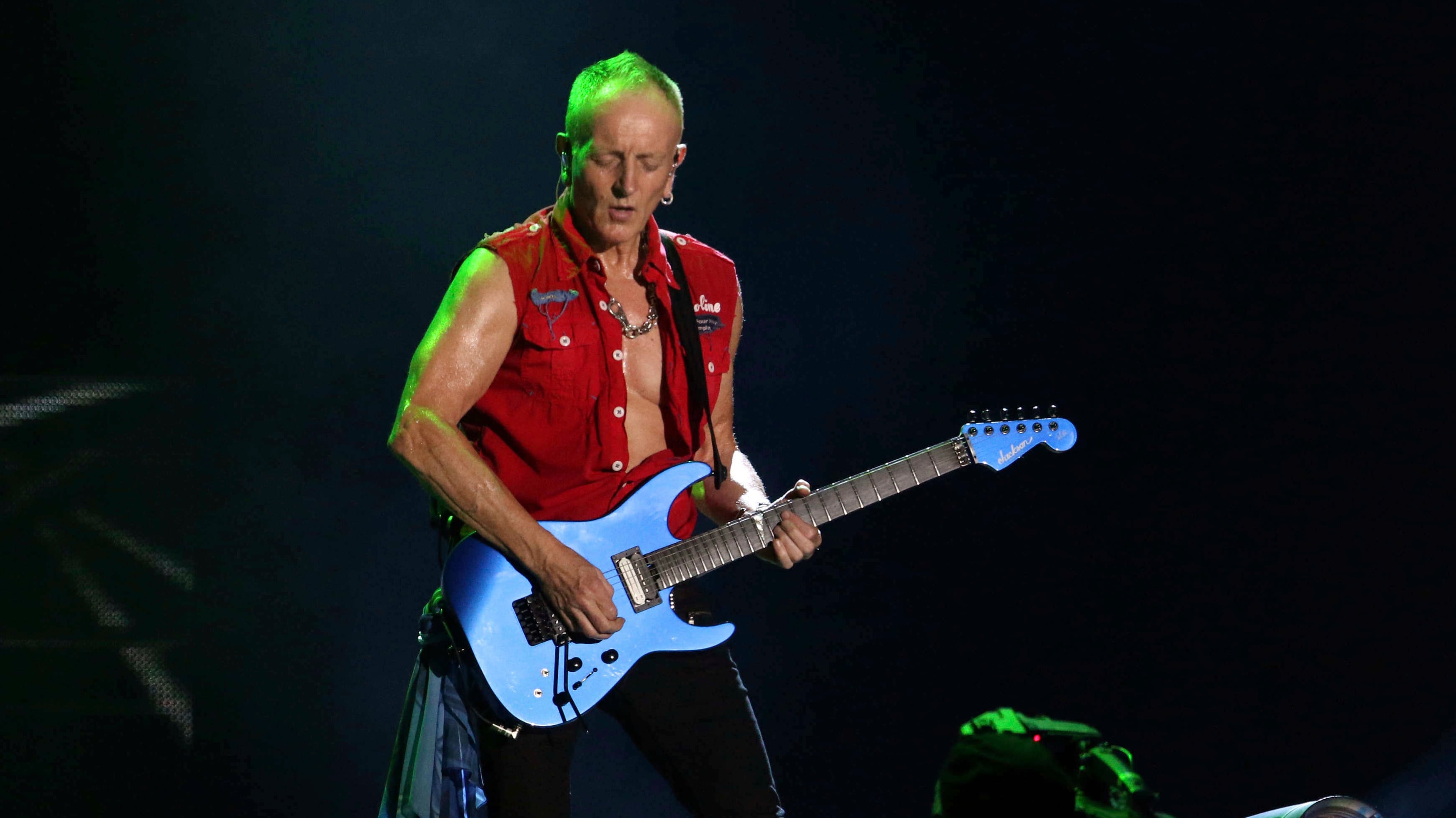 Def Leppard Guitarist Vivian Campbell Confirms Cancer Recurrence