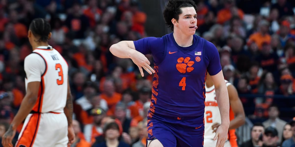 Clemson football adds former Tigers basketball star Ian Schieffelin