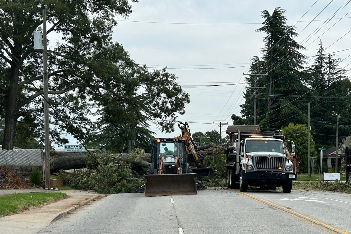 Crews working to clear large tree blocking all lanes on busy Upstate ...