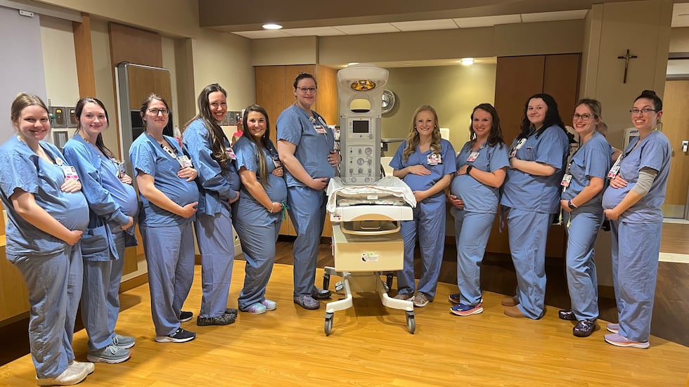 14 Nurses At The Same Hospital Are Pregnant At The Same Time 14-nurses-at-the-same-hospital-are-pregnant-at-the-same-time