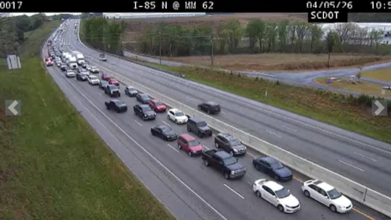Two lanes of I-85 North blocked in Spartanburg County.
