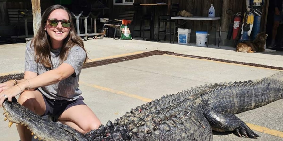 South Carolina mom catches 12-ft. gator, becomes viral ‘Gator Girl’ sensation