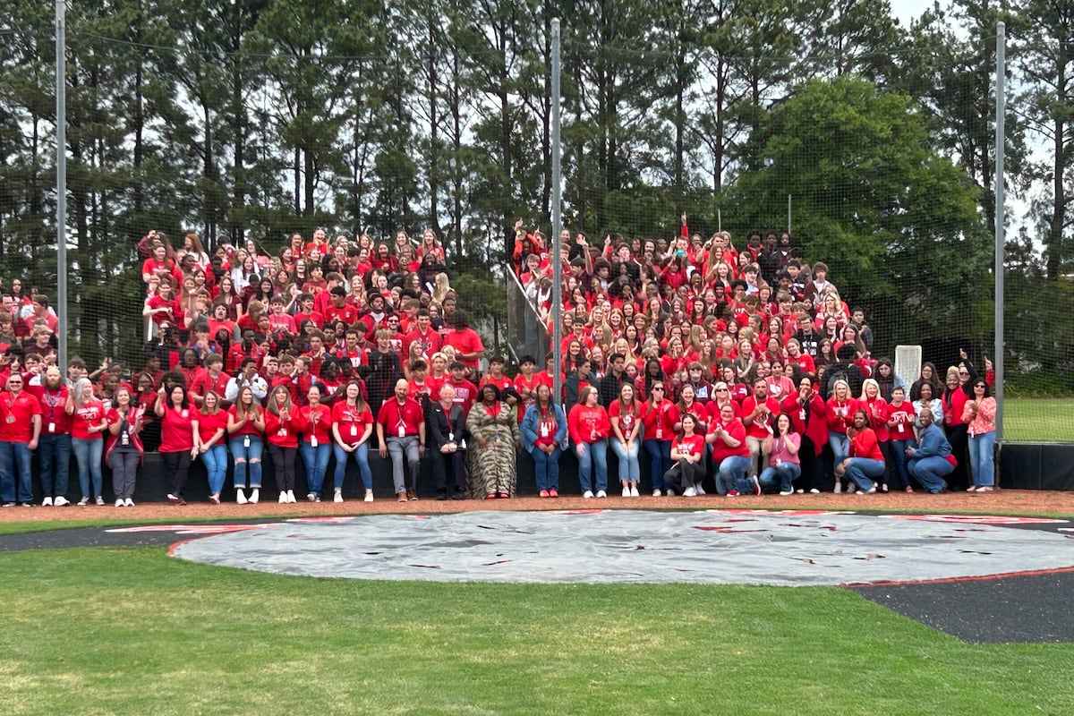 Spring Hill Crest Community rallies around Hillcrest baseball coach after medical emergency