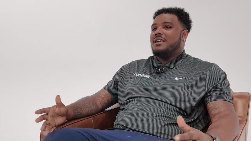 Faith, family and football unite brothers on opposite sidelines in Clemson-Boston College game 2 WATCH: Former defensive lineman, now Clemson assistant coach, Corey Crawford and Coach Dabo...